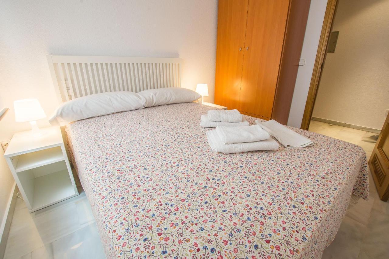 Ibericabeds Rejas Basic Apartment Granada Exterior foto