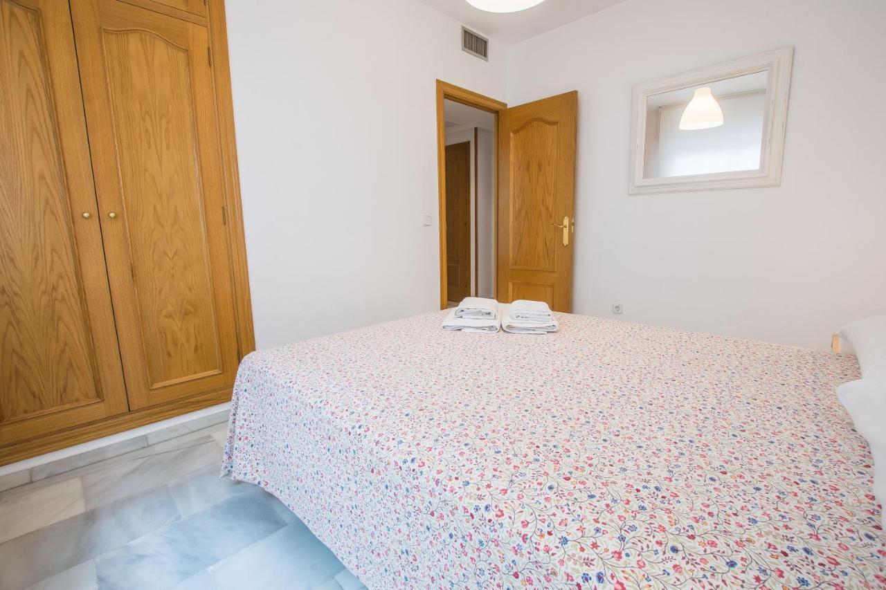 Ibericabeds Rejas Basic Apartment Granada Exterior foto