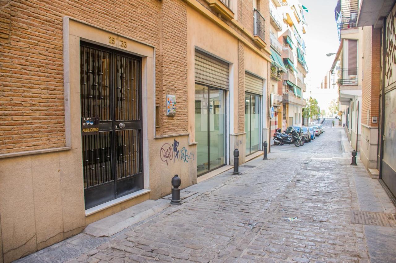 Ibericabeds Rejas Basic Apartment Granada Exterior foto