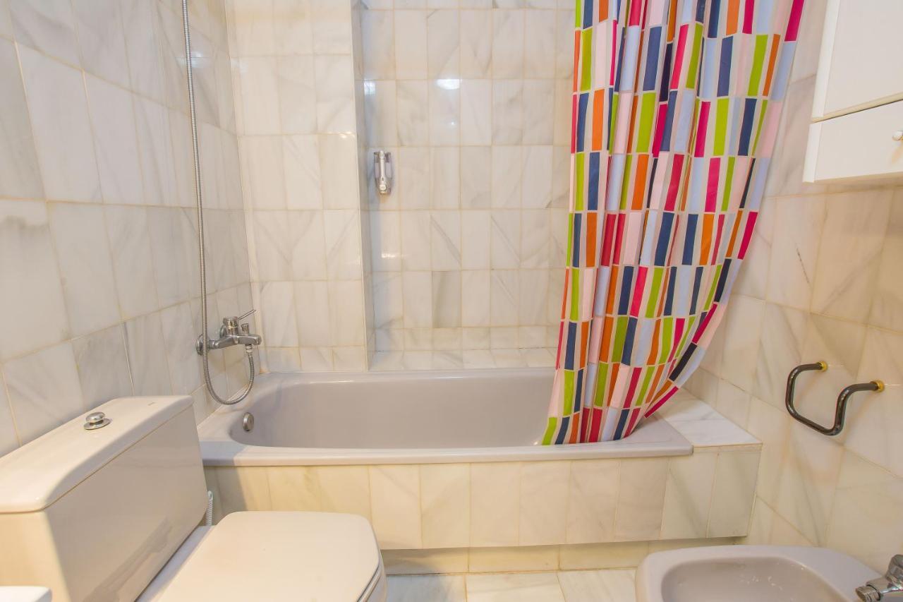 Ibericabeds Rejas Basic Apartment Granada Exterior foto