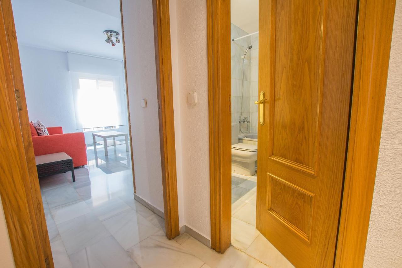 Ibericabeds Rejas Basic Apartment Granada Exterior foto