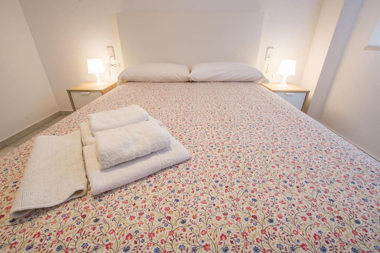 Ibericabeds Rejas Basic Apartment Granada Exterior foto