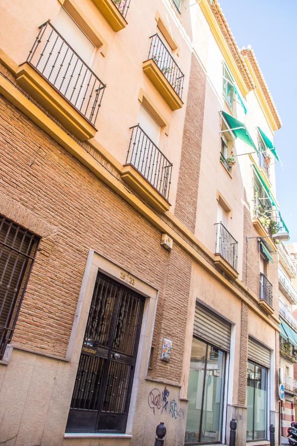 Ibericabeds Rejas Basic Apartment Granada Exterior foto