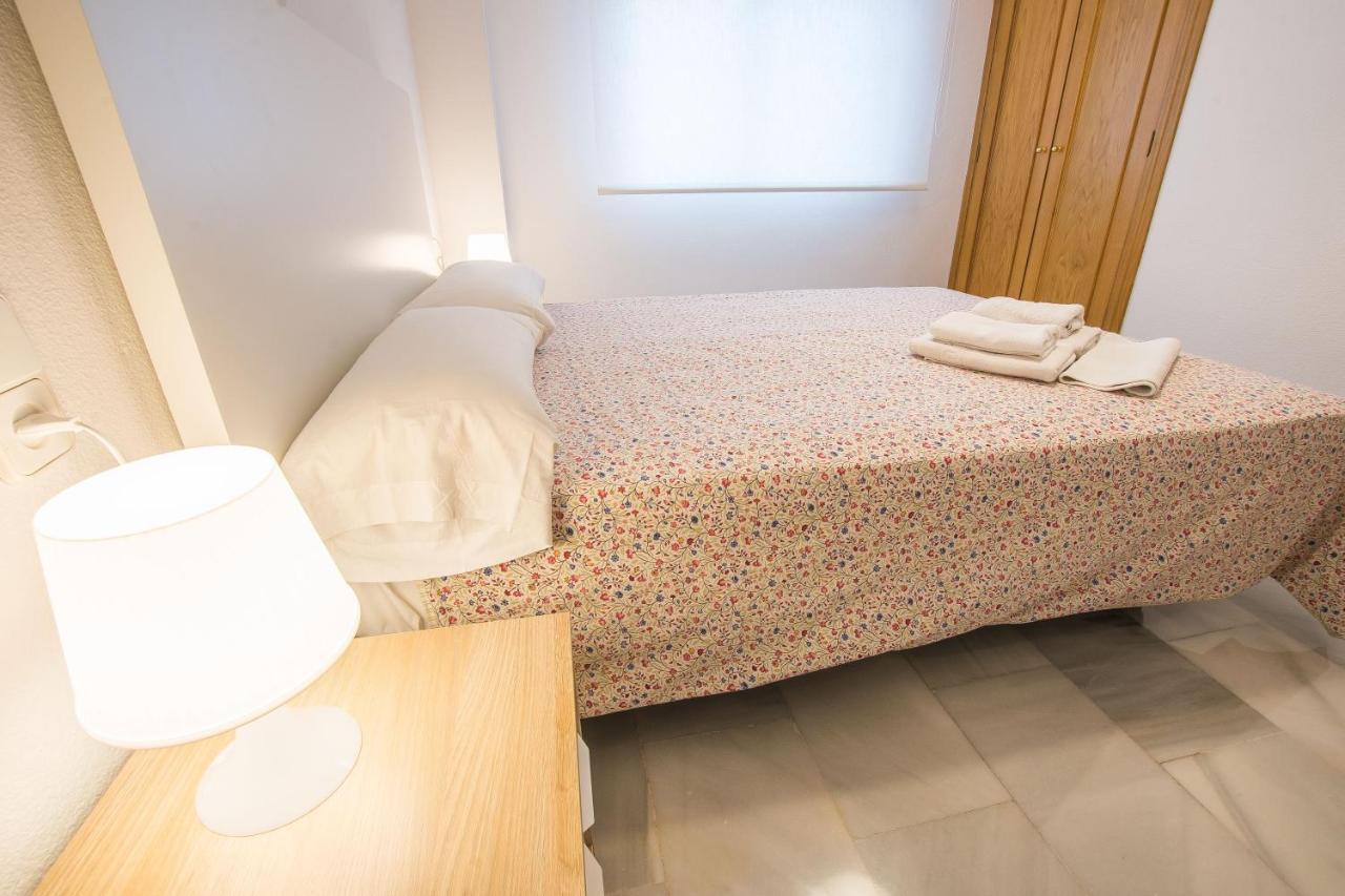 Ibericabeds Rejas Basic Apartment Granada Exterior foto